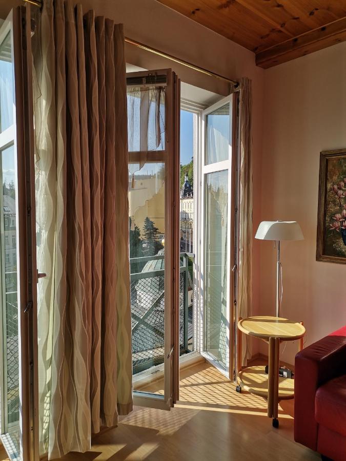 Apartment Marina Mariánské Lázně Esterno foto