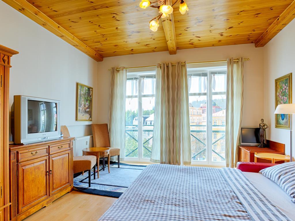 Apartment Marina Mariánské Lázně Esterno foto